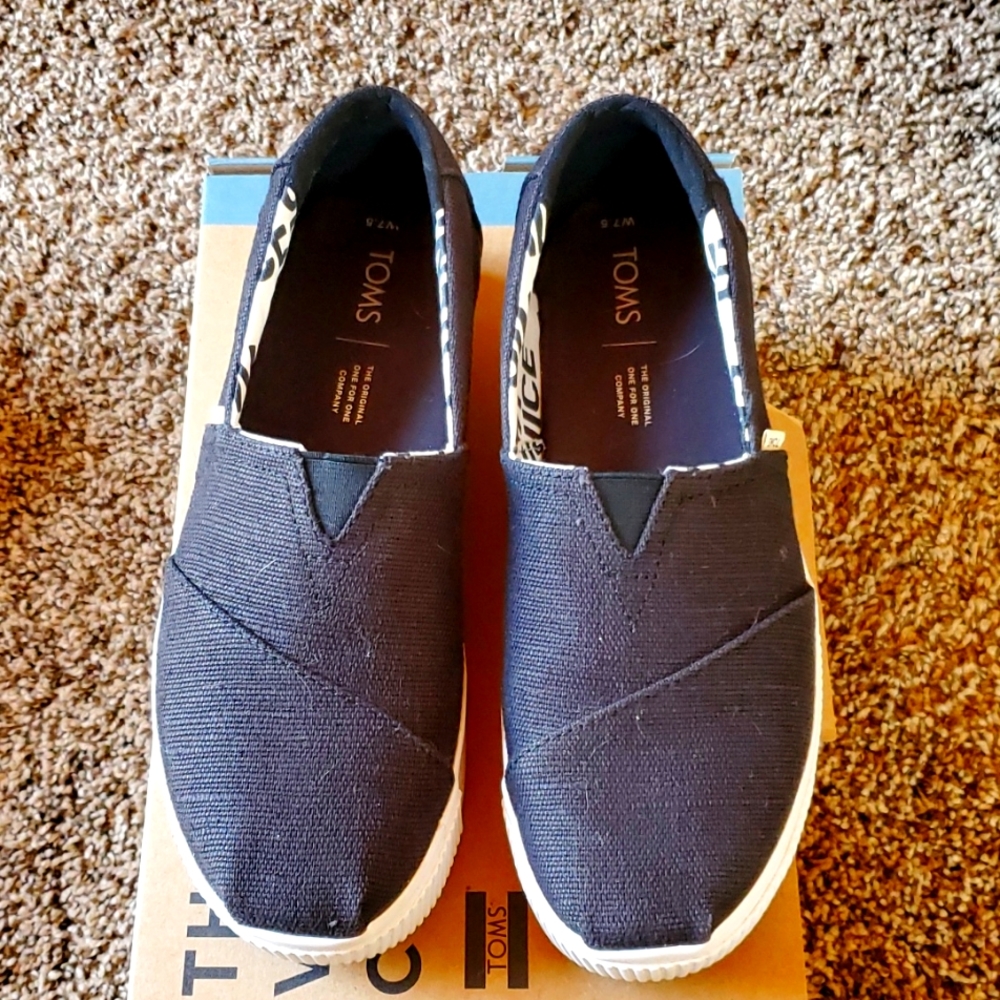 TOMS Alpargata Boardwalk Slip On black platform sneakers